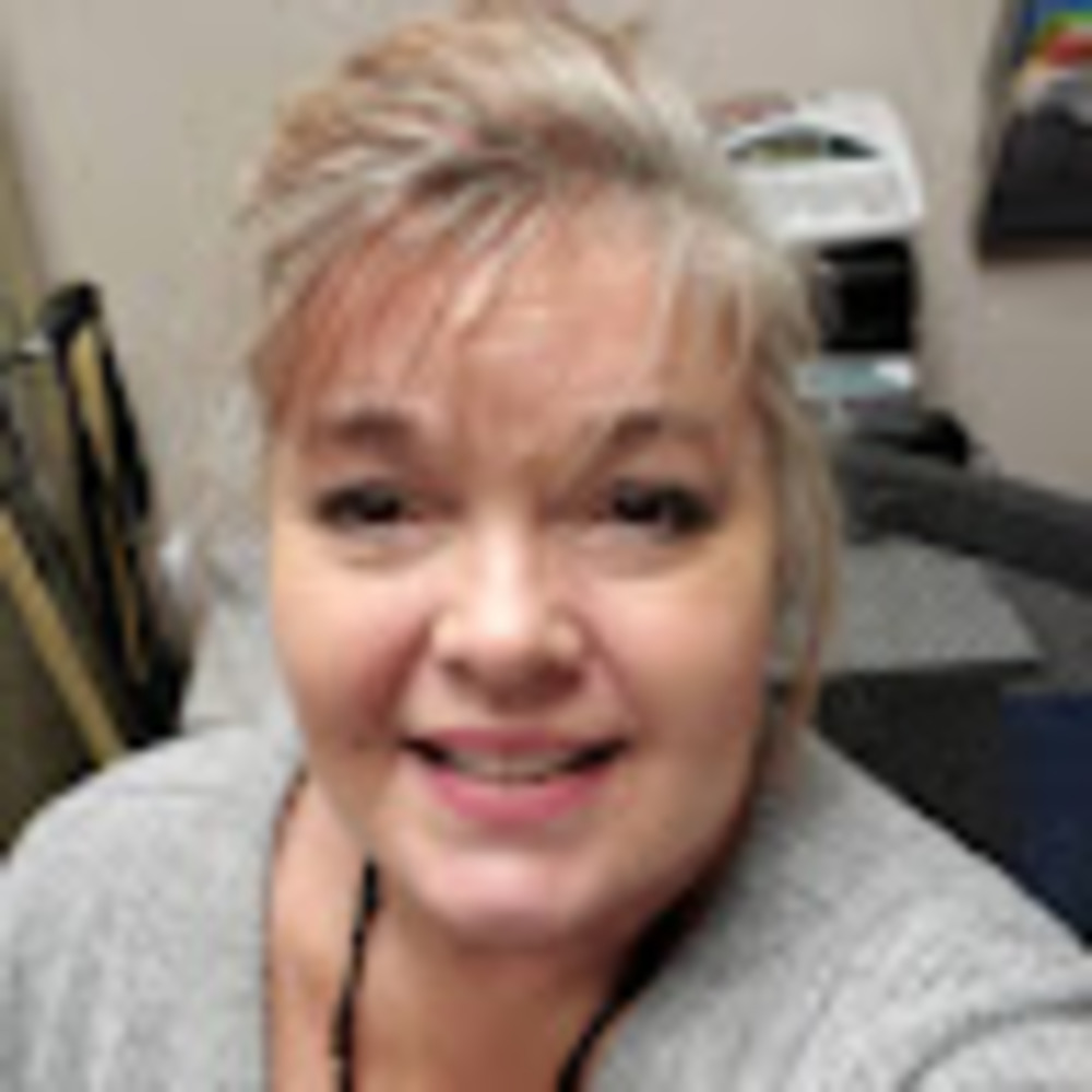 Meet your Posher, Lynne